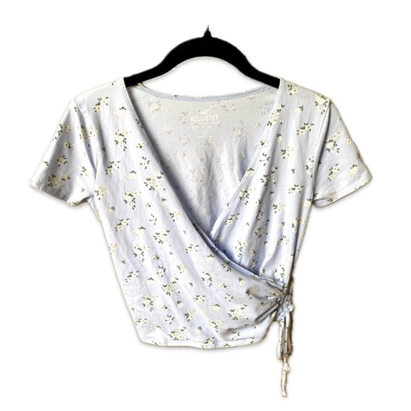 Hollister Tops - Hollister Cross Front Baby Tee Must Have Collection Blue White Flowers Size S